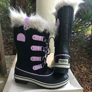 Sorel Torino boots size 5